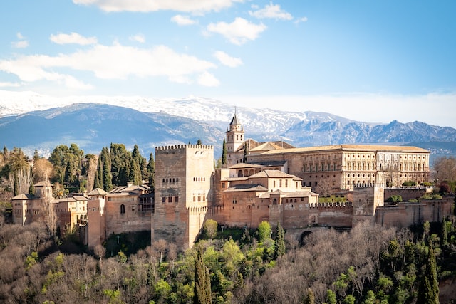 Fakta Menarik Istana Alhambra