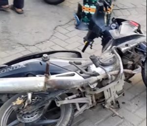 Salah satu motor korban kecelakaan di Semarang
