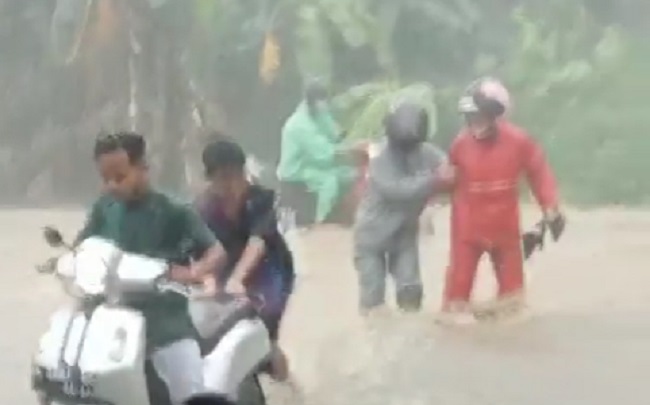 banjir di Sigar Bencah Semarang