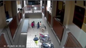 rekaman CCTV ketika gempa Cianjur