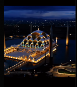 Masjid dengan desain unik di Indonesia