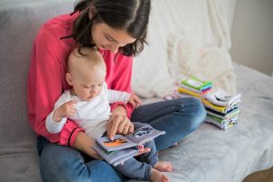 Tips Menumbuhkan Minat Baca pada Anak